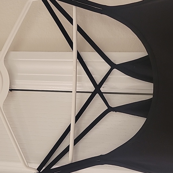 Active Tank - Picture 2 of 5